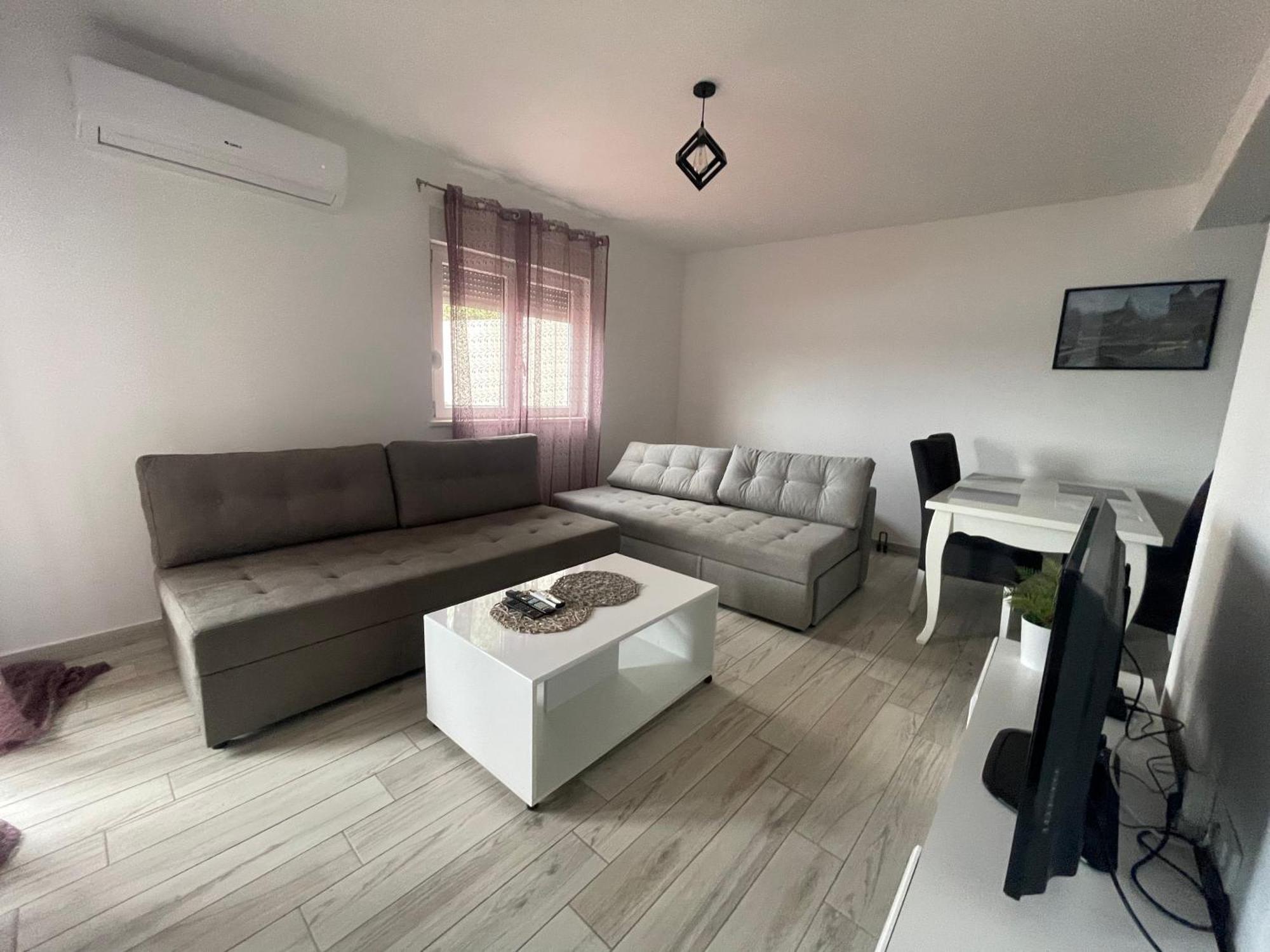 Nikola Apartment Неум Екстериор снимка
